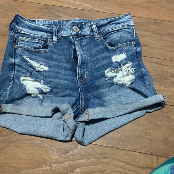 American Eagle ripped denim shorts - Picture 1 of 3